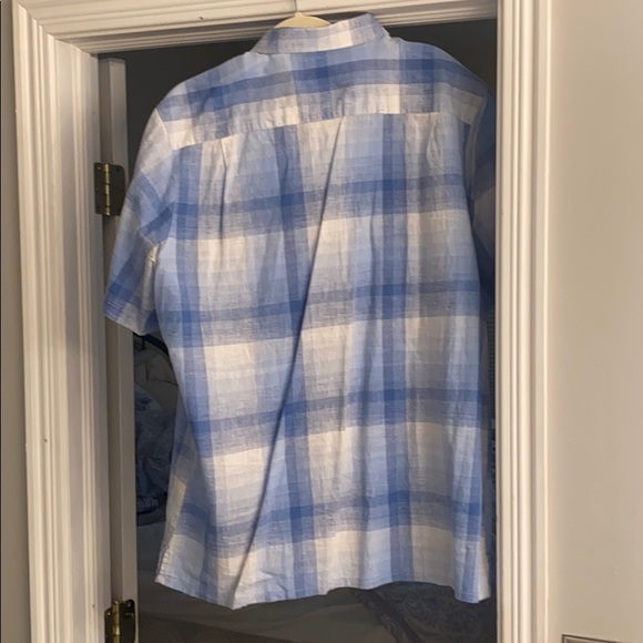 Linen button up - Picture 3 of 3